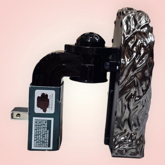 Bath & Body Works Stranger Things Demogorgon Nightlight Wallflower Plug-In - Picture 2 of 5